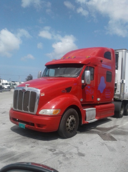 2011 PETERBILT