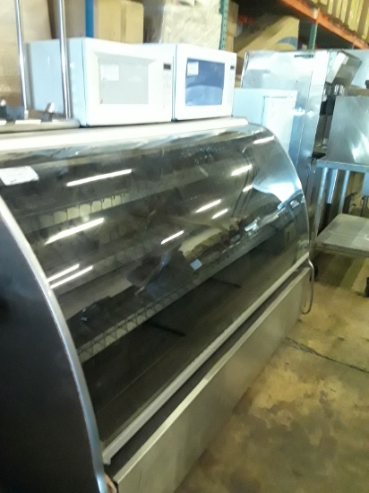 European Curved  Glass Refrigerated Bakery Case