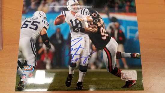 PEYTON MANNING SIGNED 8X10 WITH MANNING COA