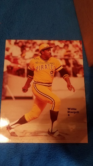 WILLIE STARGELL SIGNED 8X10 WITH JSA COA