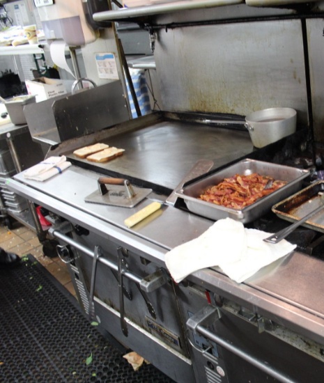 US RANGE GRIDDLE AND OVEN COMBO