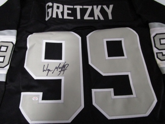 Wayne Gretzky of the LA Kings signed black hockey jersey Certified COA 750