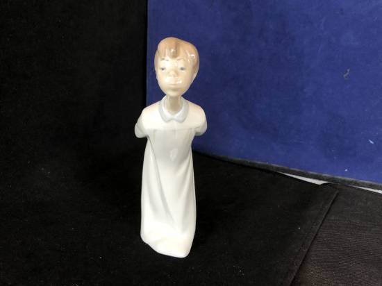 Lladro Figurine