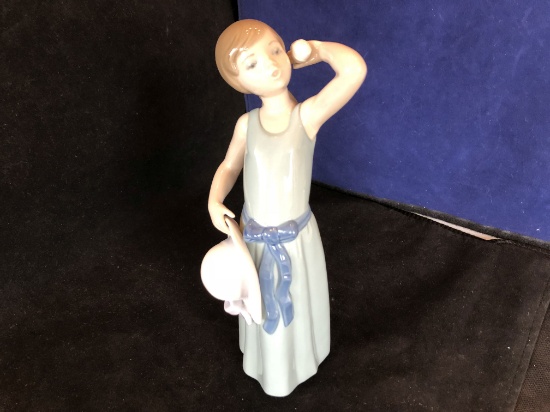 Lladro Figurine