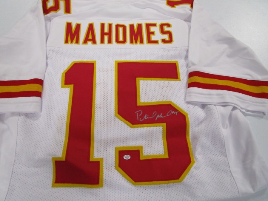 Pat Mahomes of the Kansas City Chiefs signed autographed white football jersey PAAS 637