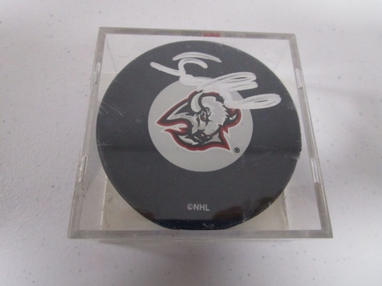 Miroslav Satan of the Buffalo Sabres signed autographed logo hockey puck Topps COA 754