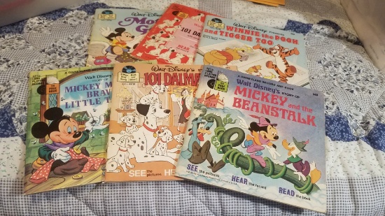 VINTAGE LOT OF 6 WALTDISNEY STORY BOOK RECORDS