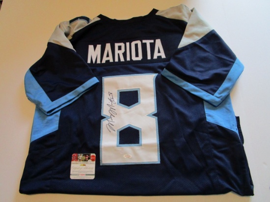 Marcus Mariota, Tennessee Titans, Heisman Trophy Winner, Autographed Jersey w COA