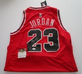 Michael Jordan, Greatest Basketball Player Ever, Chicage Bulls, Autographed Jersey w COA