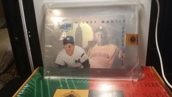 MICKEY MANTLE NUMBERED JUMBO HOLOGRAM FROAM UPPERDECK