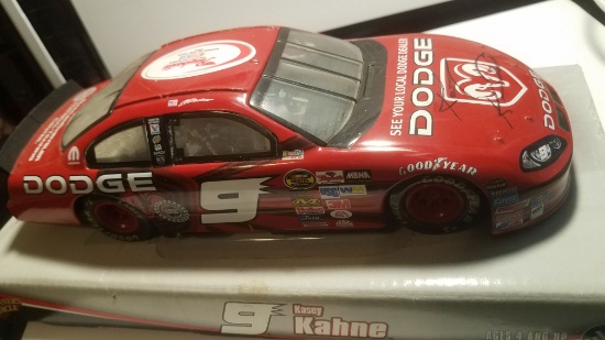 KASEY KAHNE WINNER CIRCLE SIGNED DODGE NUMBER 9 CAR