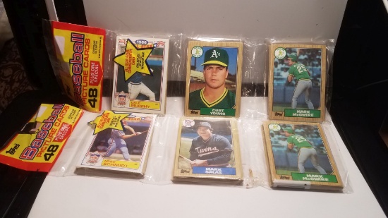 LOT OF 2 TOPPS 1987 BASEBALL RACK PACKS SEALED WITH MARK MCGWIRE ON TOP