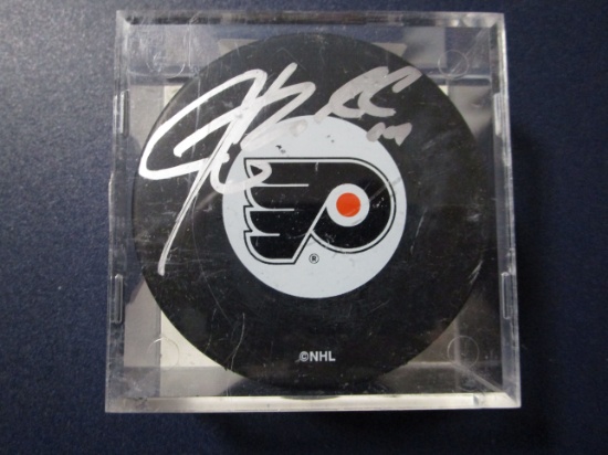 Justin Williams of the Philadelphia Flyers signed autographed hockey puck TOPPS COA 563