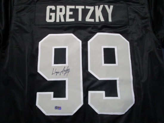 Wayne Gretzky of the LA Kings signed autographed hockey jersey ERA COA 605