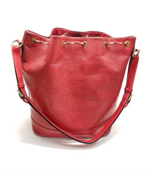 Womens LOUIS VUITTON Red Purse Large Bag Purse Handbag