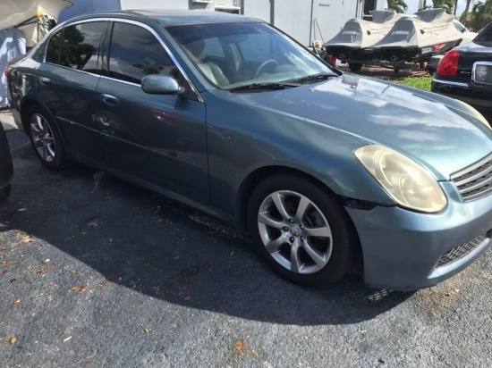 2005 Infiniti G35, it has title and it runs.