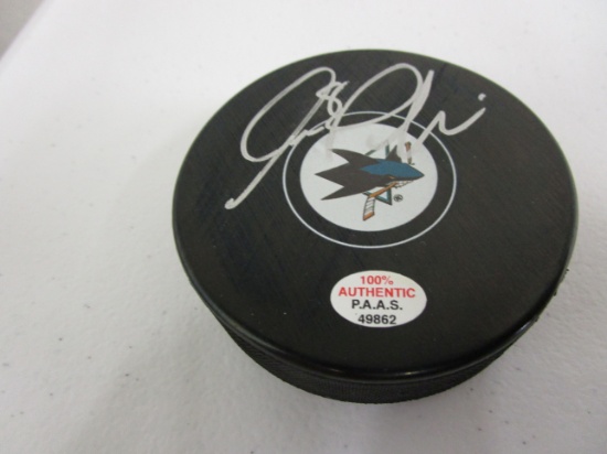 Joe Pavelski of the San Jose Sharks signed autographed logo hockey puck PAAS COA 862