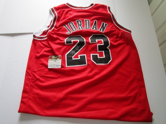 Michael Jordan, Chicago Bulls, Greatest Player in NBA, Autographed Jersey w UAAA COA