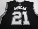 Tim Duncan of the San Anonio Spurs signed autographed basketball jersey PAAS COA 494