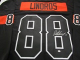 Eric Lindros of the Philadelphia Flyers signed autographed hockey jersey PAAS COA 369