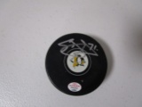 Evgeni Malkin of the Pittsburgh Penguins signed autographed logo hockey puck PAAS COA 847