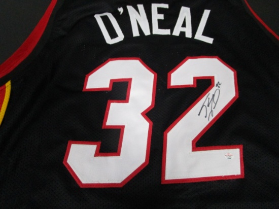 Shaquille O'Neal of the Miami Heat signed autographed basketball jersey PAAS COA 468