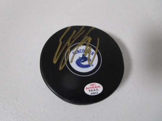 Elias Pettersson of the Vancouver Canucks signed autographed hockey puck PAAS COA 013