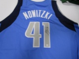 Dirk Nowitzki of the Dallas Mavericks signed autographed basketball jersey PAAS COA 101