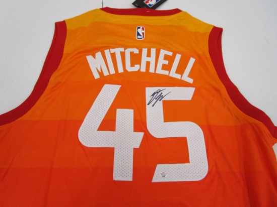 Donovan Mitchell of the Utah Jazz signed autographed basketball jersey PAAS COA 890