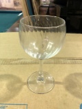 (170) Ballon Wine Glasses (new)