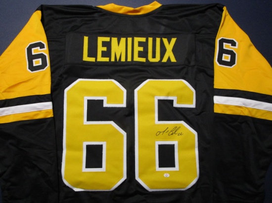 Mario Lemieux of the Pittsburgh Penguins signed autographed hockey jersey PAAS COA 351