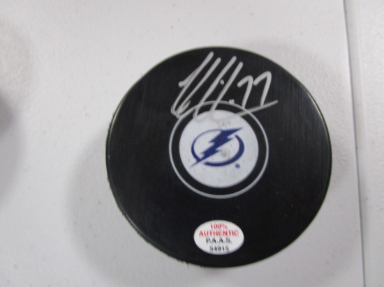 Victor Hedman of the Tampa Bay Lightning signed autographed logo hockey puck PAAS COA 915