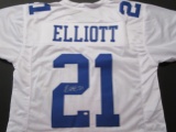 Ezekiel Elliott of the Dallas Cowboys signed autographed football jersey PAAS COA 843