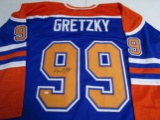 Wayne Gretzky of the Edmonton Oilers signed autographed hockey jersey PAAS COA 304