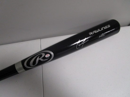 Christian Yelich of the Milwaukee Brewers signed autographed black baseball bat PAAS COA 758