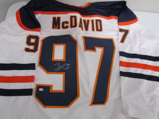 Connor McDavid of the Edmonton Oilers signed autographed hockey jersey PAAS COA 235