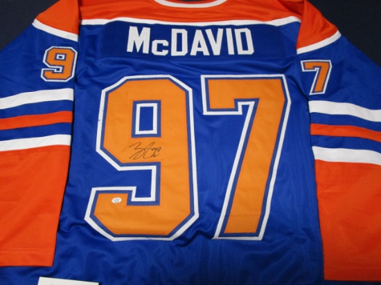 Connor McDavid of the Edmonton Oilers signed autographed hockey jersey PAAS COA 230