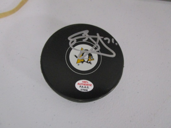 Evgeni Malkin of the Pittsburgh Penguins signed autographed hockey puck PAAS COA 936