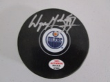 Wayne Gretzky of the Edmonton Oilers signed autographed hockey puck PAAS COA 952