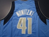 Dirk Nowitzki of the Dallas Mavericks signed autographed basketball jersey PAAS COA 067