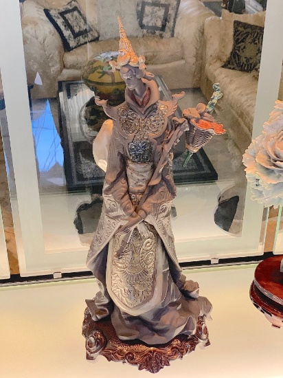 Oriental Geisha Llardo with stand
