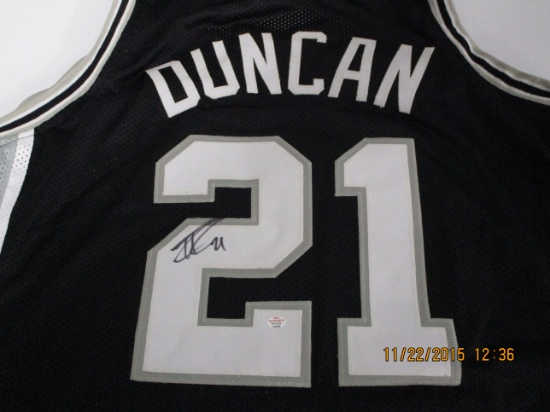 Tim Duncan of the San Antonio Spurs signed autographed basketball jersey PAAS COA 324