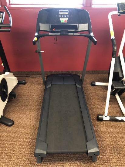 Golds Gym model GGTL 3961 Treadmill