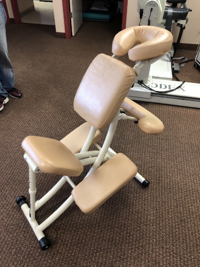 Oakworks portable massage chair