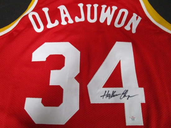 Hakeem Olajuwon of the Houston Rockets signed autographed basketball jersey PAAS COA 729