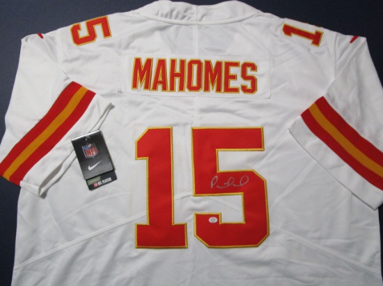 October Sports Memorabilia Auction Week 3