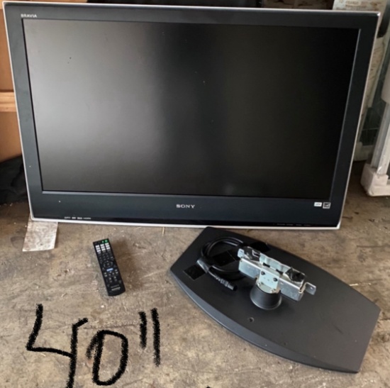 40 “ Used LCD