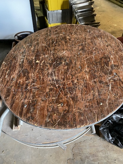 36" Round Wood Banquet Tables