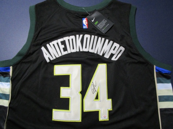 Giannis Antetokounmpo of the Milwaukee Bucks signed autographed basketball jersey PAAS COA 036
