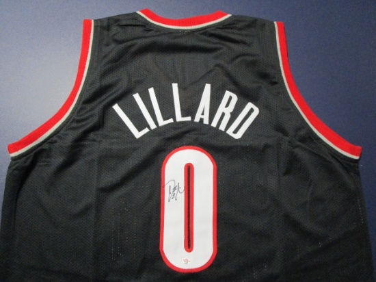 Damian Lillard of the Portland Trailblazers signed autographed basketball jersey PAAS COA 976